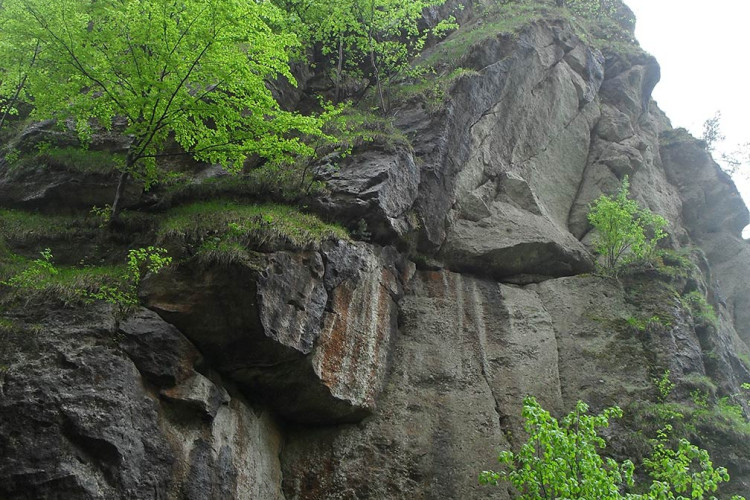 hlboke-nad-vahom-dominik-d-2020-vodopad.jpg