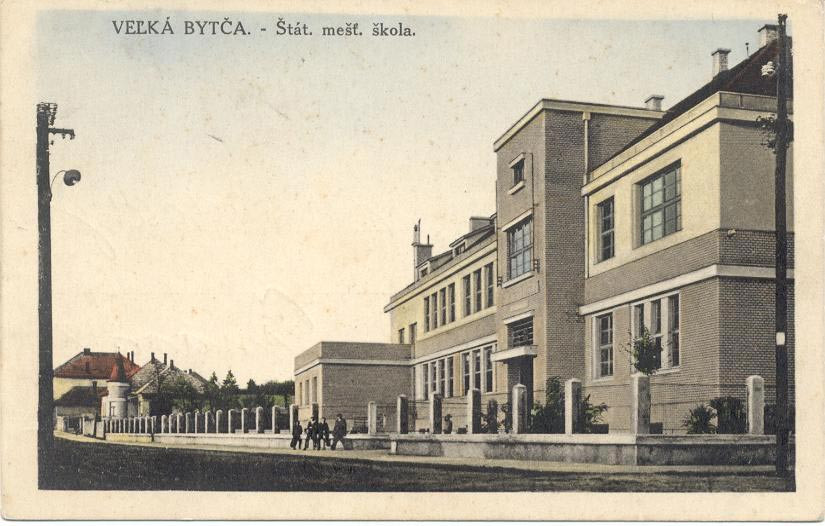 Statna-mestianska-skola.jpg